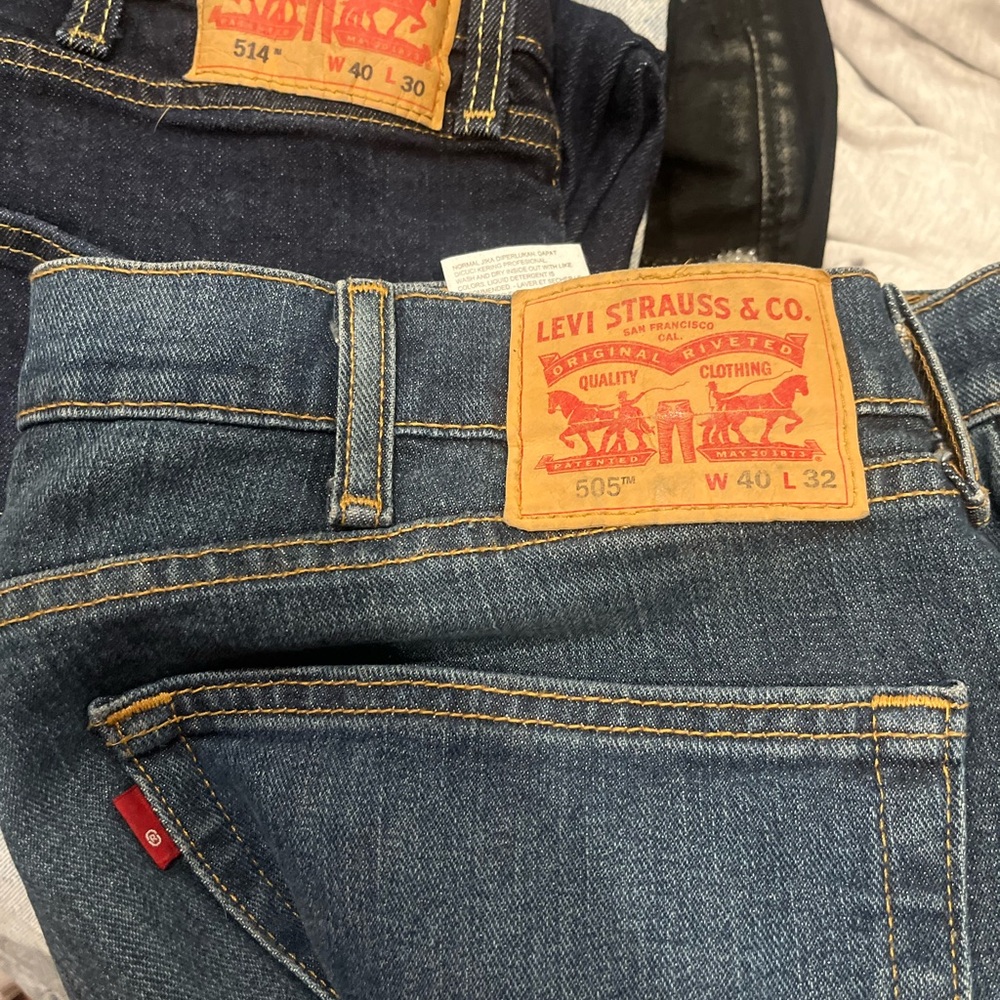 Levi's Men's assorted Blue Jeans with Leather Patch 3 pair bundle